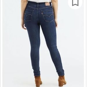 Levi's 721 high rise skinny dark wash